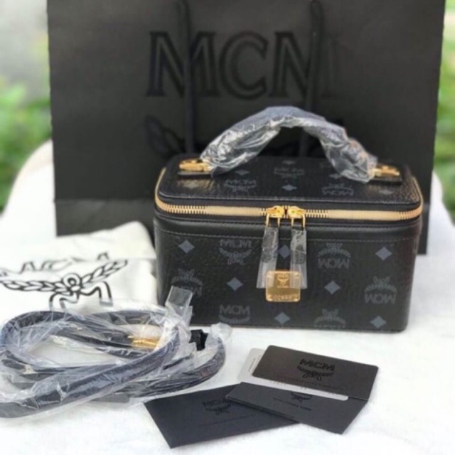 Mcm rockstar vanity case black hot sale