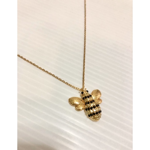 Kate spade queen bee on sale necklace