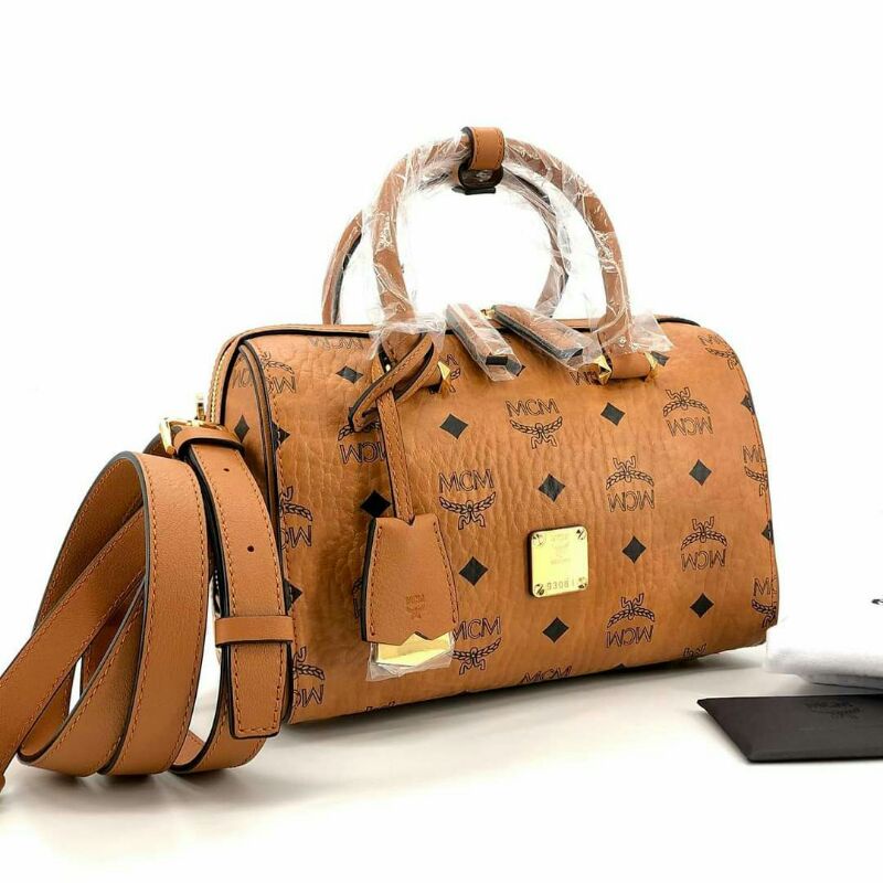 Mcm essential boston bag best sale