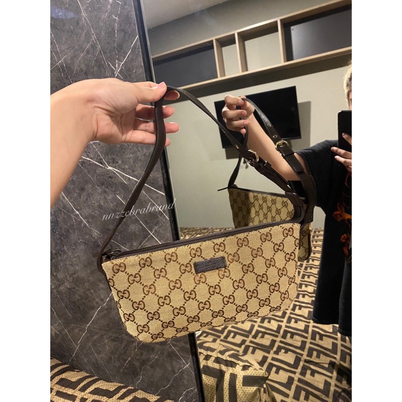 sold gucci pochette vintage authentic Shopee