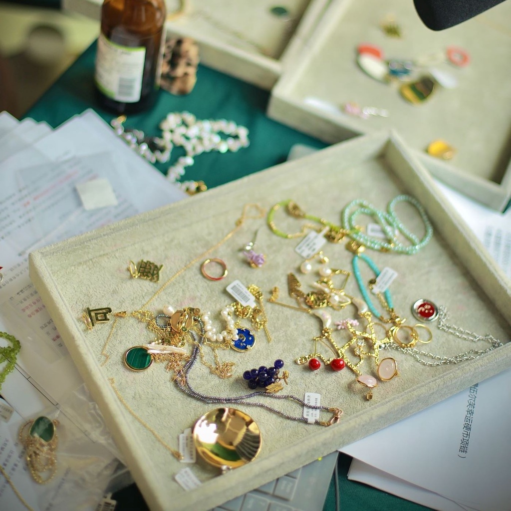 Treasure Box Boutique, ร้านค้าออนไลน์ Shopee Thailand