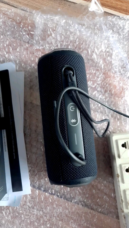 reviewJBL Flip 6 ลำโพงบลูทูธ comment 0