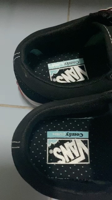 reviewVANS Old Skool ComfyCushBlack True White รองเท้า VANS แท้ Authorized Dealer comment 0