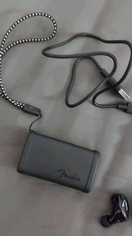 review 50 FENDER Tour TWSTrue WirelessTour2  comment 0