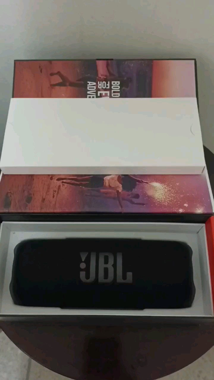 reviewJBL Flip 6 ลำโพงพกพา ทนน้ำระดับ IP67 comment 0
