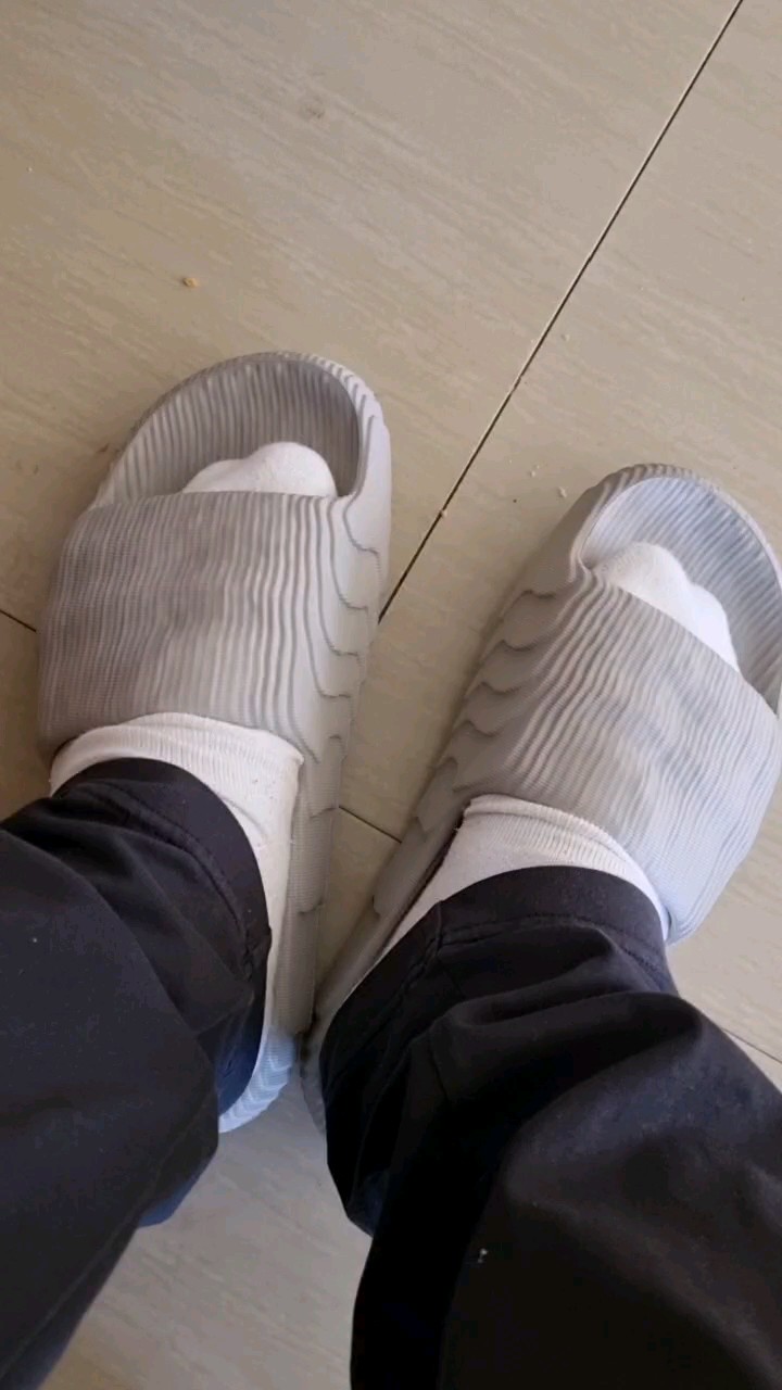 reviewAdidas Collection อาดิดาส รองเท้าแตะ รองเท้าแบบสวม Adilette 22 Slides HQ4672GX6950GX6947HQ4670HQ6465 2000  comment 0