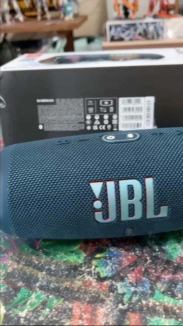 reviewลำโพงบลูทูธ JBL รุ่น Charge 5 มี 3สี สีดำ สีเทา สีฟ้า by Singer comment 0