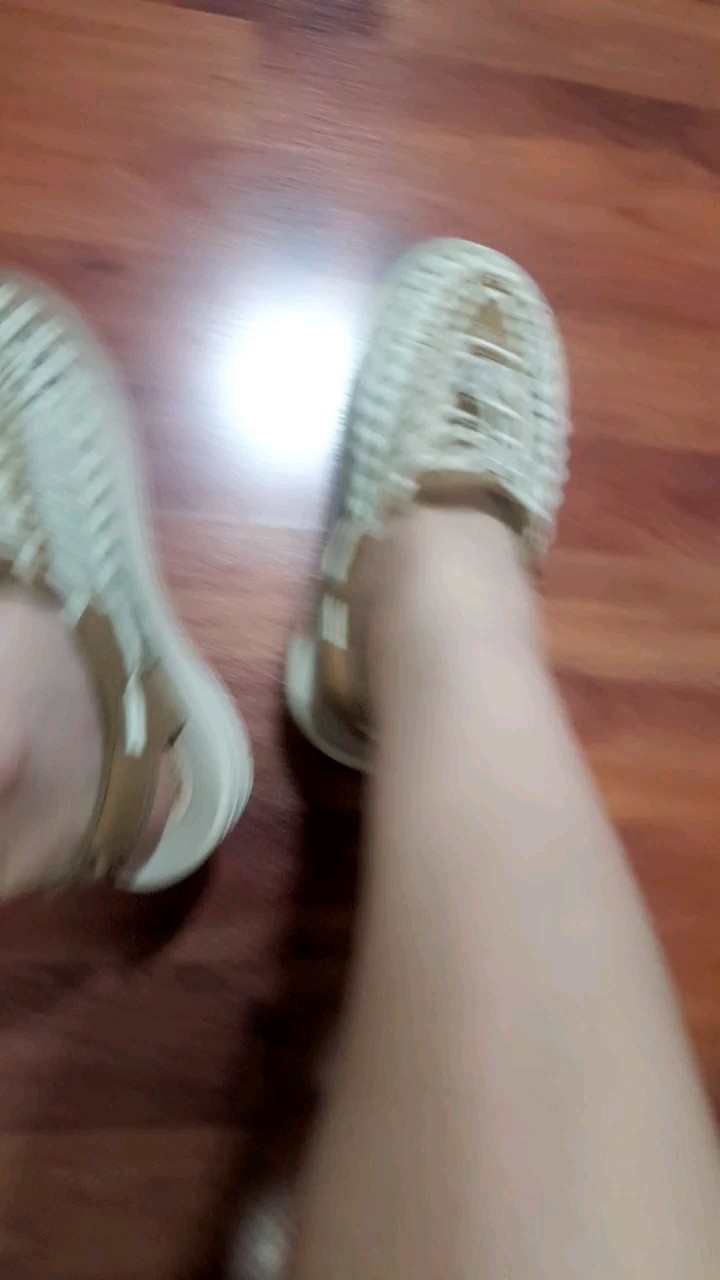 reviewพร้อมส่ง รองเท้าแตะ KEEN รองเท้ารัดส้น ชาย หญิง รองเท้าเดินป่า size 36 45 สวย ใส่สบาย comment 0