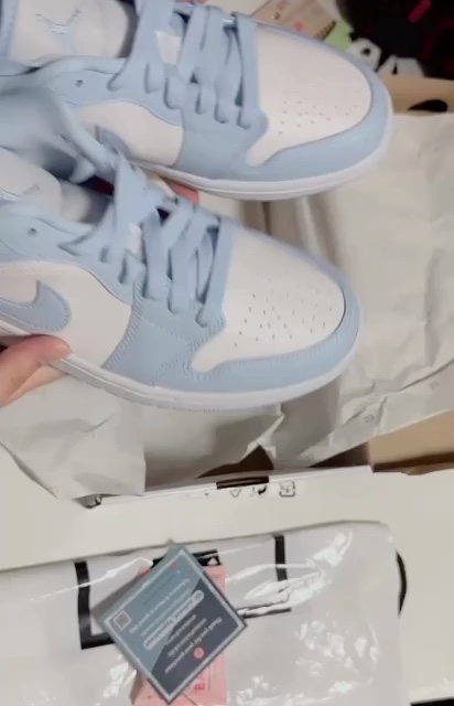 review2 2 ลดอีก 200 ใส่ MS200FEB พร้อมส่ง ของแท้ 100AIR JORDAN 1 LOW ALUMINUM comment 0