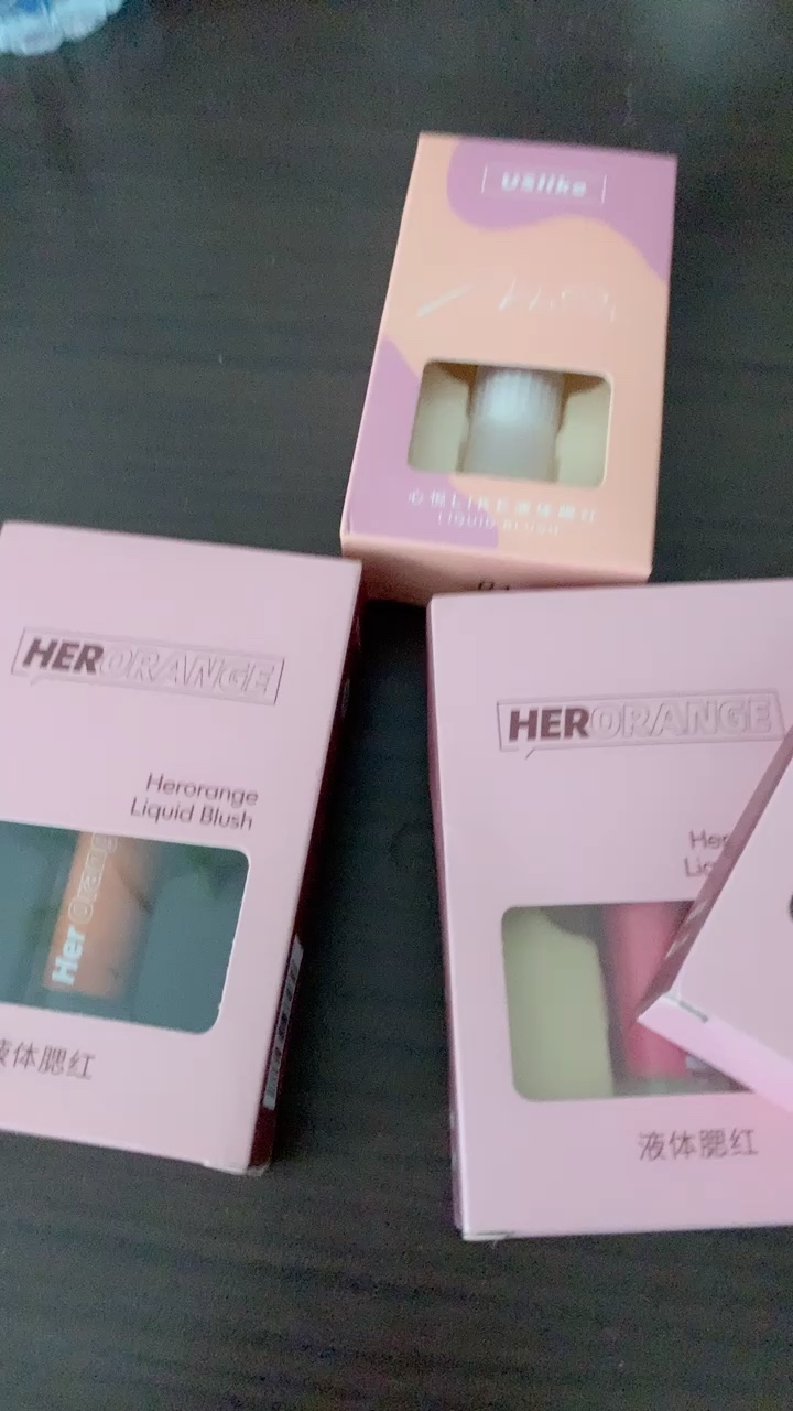 reviewร้านแนะนำ✨พร้อมส่ง พร้อมส่ง จัดส่งฟรี ✨Uslike บลัชออนเนื้อครีม กํามะหยี่ นุ่ม เรียบเนียน ใส ติดทนนาน 3 สี comment 0