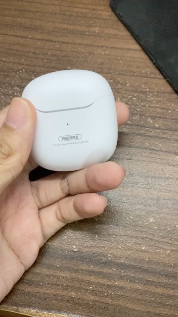 reviewRemax TWS 19 หูฟังบลูทูธ Bluetooth 5 3 หูฟังสเตอริโอในหูแบบครึ่งตัวหูฟังไร้สาย Bluetooth Gaming หูฟังพร้อมกล่องชาร์จ comment 0